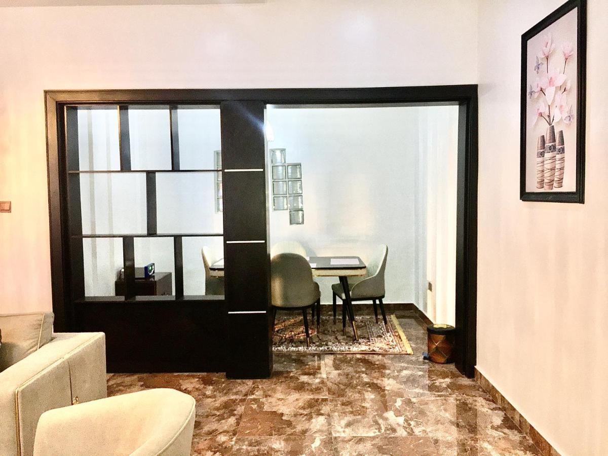 De-Omega Homes - Serviced Apartment Jahi, Abuja Exteriör bild