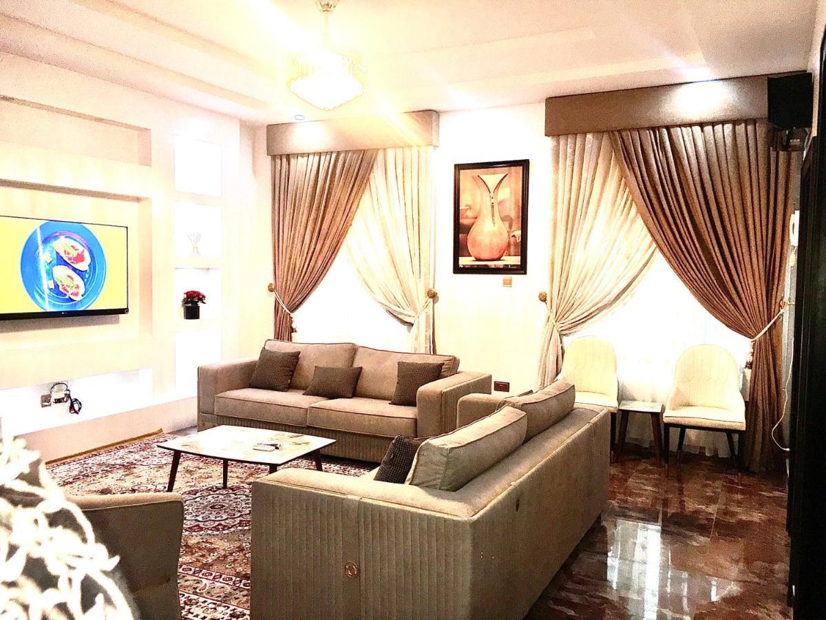 De-Omega Homes - Serviced Apartment Jahi, Abuja Exteriör bild